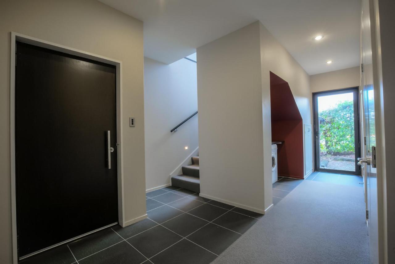 Anderson Heights Villa Wanaka Bagian luar foto